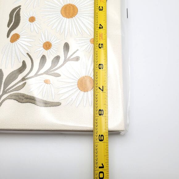Floral Embroidered Daisy Notebook Hardcover Cream Lined Journal Gift New - Picture 2 of 5